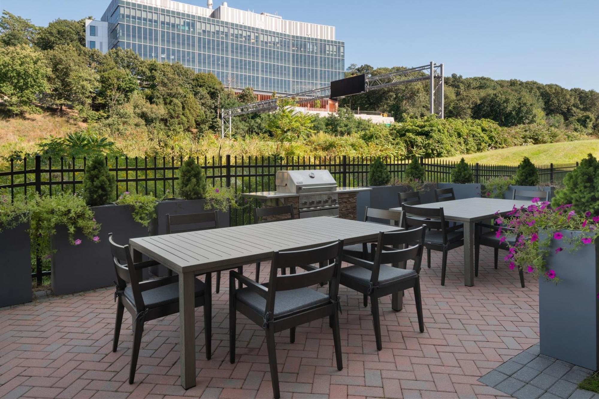 Fairfield Inn & Suites By Marriott Boston Уолтем Экстерьер фото